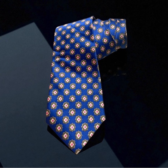 GIANFRANCO FERRE SILK TIE - Picture 1 of 12